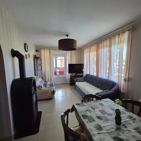 Orszag Apartmanhaz Apartment *