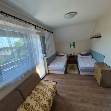 Orszag Apartmanhaz