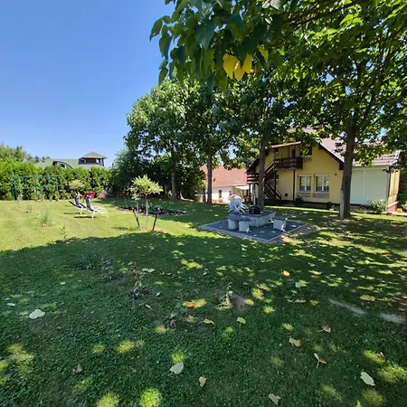 Orszag Apartmanhaz Apartment *