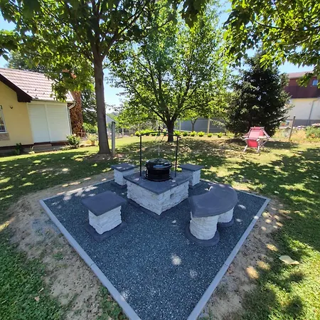 Orszag Apartmanhaz