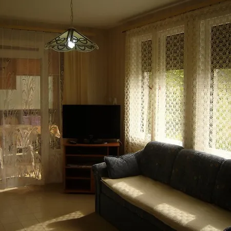Ország Apartamento *