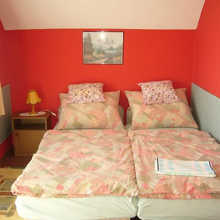 Orszag Apartmanhaz